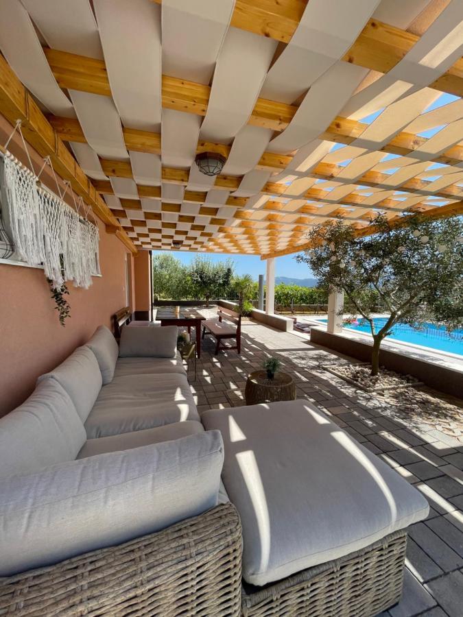 Villa Duje Trilj Eksteriør bilde